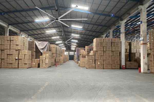 How to choose HVLS large fans for warehouses and factories